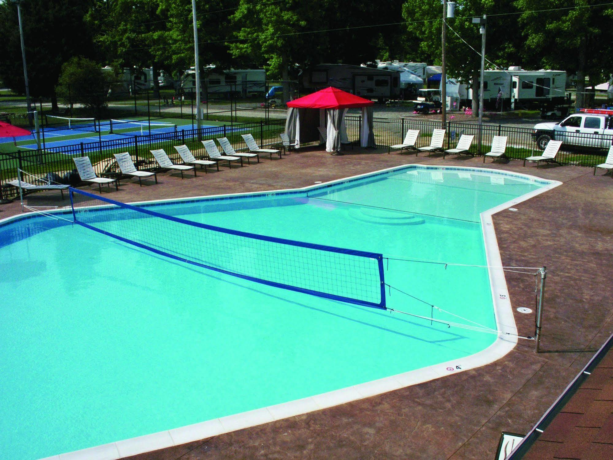 Chesapeake Bay Rv Resort Thousand Trails - Campground Gloucester Exterior photo